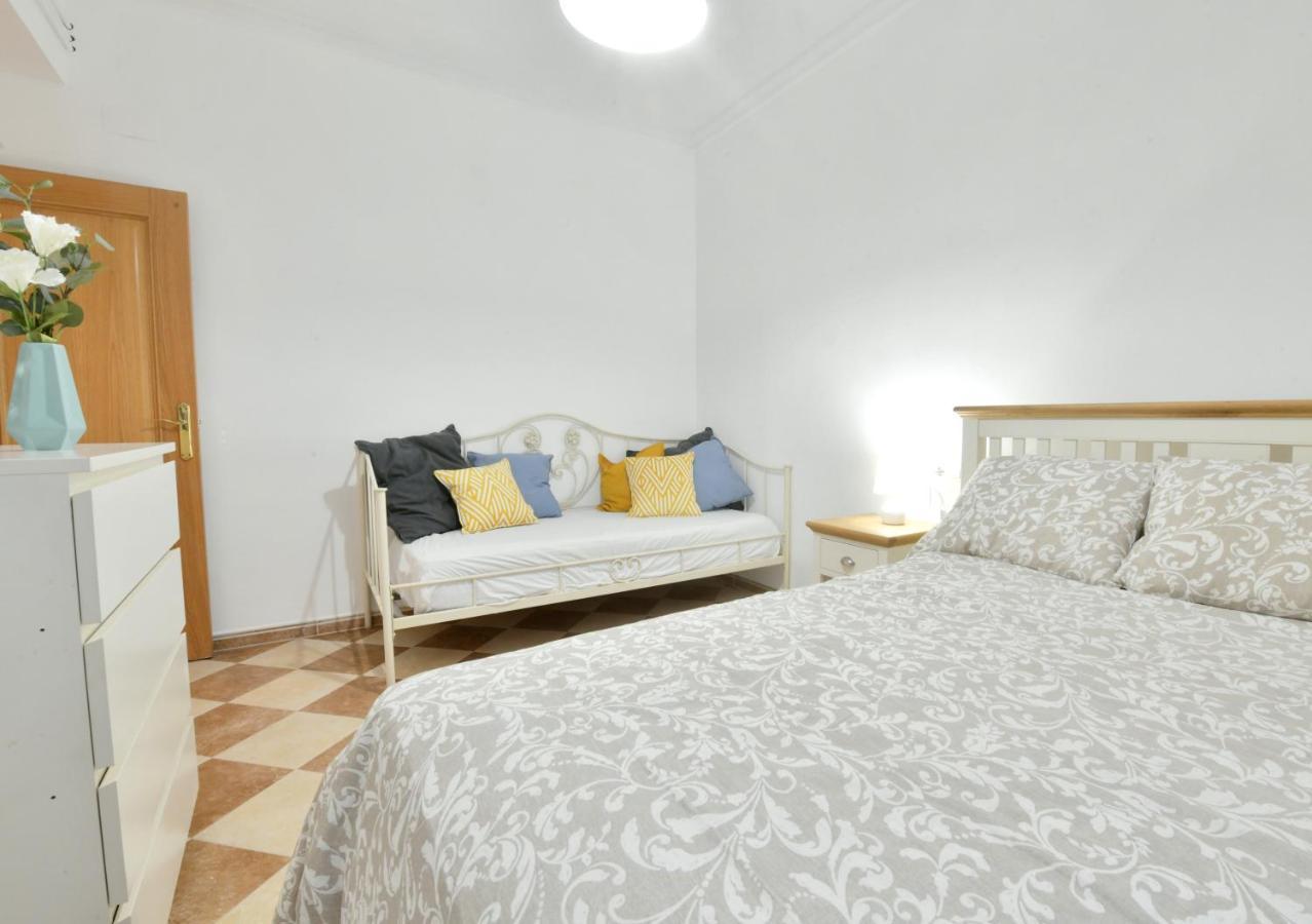 MS4 apartamentos Nervión para 6 personas Sevilla Exterior foto